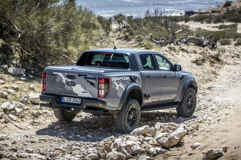 kham pha ford ranger raptor 2019