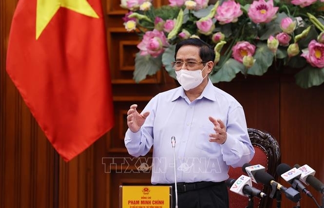 Thủ tướng: Ngành Y tế phải khắc phục ngay hạn chế, khó khăn, coi nhiệm vụ bảo vệ sức khỏe nhân dân là trên hết