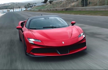 Ferrari ra mắt siêu xe hybrid SF90 Stradale