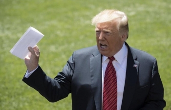 Trump bảo vệ chiến lược đánh thuế, Trung Quốc dọa đáp trả cứng rắn