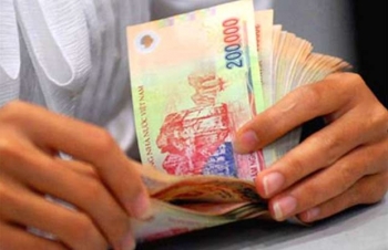 Tăng lương cơ sở từ hôm nay: Ai được tăng cao nhất?