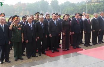 Lãnh đạo Đảng, Nhà nước dâng hương tưởng niệm các Anh hùng liệt sỹ