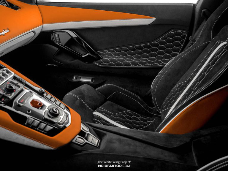 chi 1 ty dong de do lai noi that cua lamborghini aventador