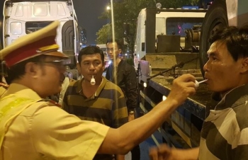 Uống rượu, bia vẫn tự lái xe về nhà: Phải xử phạt nghiêm minh