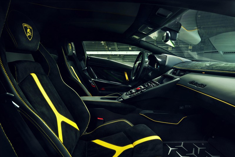 ngam lamborghini aventador svj sau khi qua tay hang do novitec