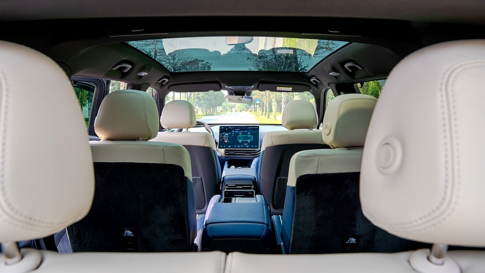SUV điện cỡ lớn VinFast VF 9 có gì để chinh phục khách Việt?