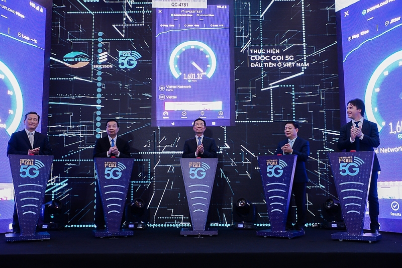 viettel thuc hien cuoc goi 5g dau tien tai viet nam