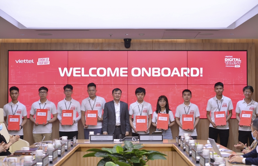 Viettel đào tạo nhân tài kiến tạo xã hội số
