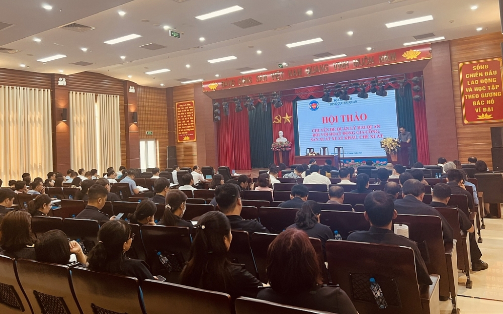 Quang cảnh hội thảo. Ảnh: Phương Anh