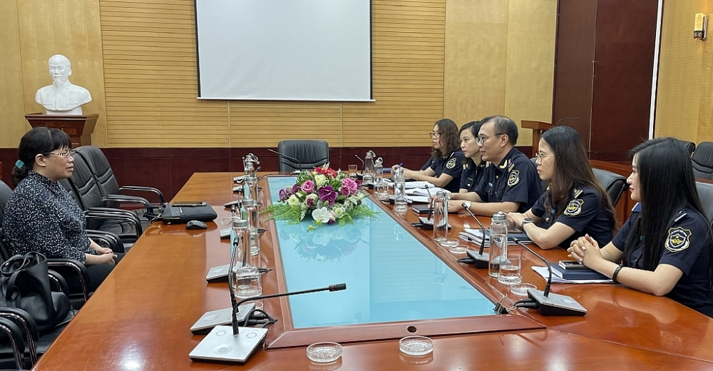 Cơ quan Hải quan lắng nghe vướng mắc của hiệp hội doanh nghiệp để có giải pháp tháo gỡ. 