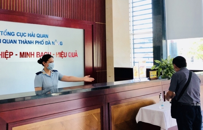 Hải quan Đà Nẵng sẵn sàng triển khai phương án “4 tại chỗ” trước bão số 5