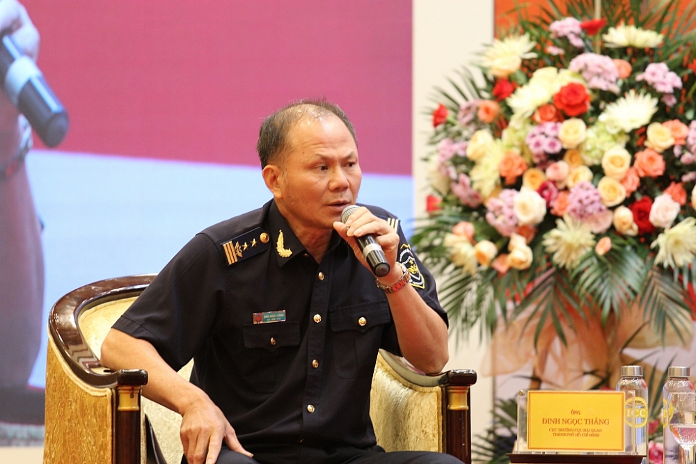 Cục trưởng Cục Hải quan TPHCM khẳngkhông ngừng cải cách thủ tục hành chính, đẩy mạnh ứng dụng công nghệ thông tin vào công tác điều hành  định 