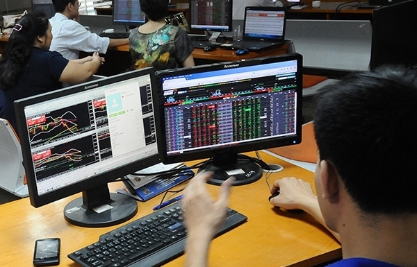 Công ty quản lý quỹ nước ngoài tại Việt Nam phải duy trì chỉ tiêu an toàn tài chính