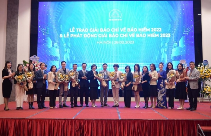 Trao Giải Báo chí về Bảo hiểm năm 2022