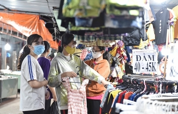 Tập trung thực hiện miễn thuế 6 tháng cuối năm 2021 cho hộ, cá nhân kinh doanh