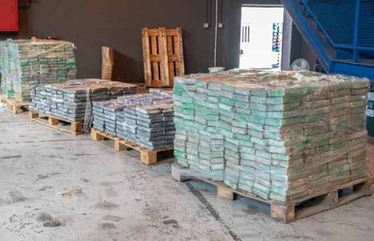 Thu giữ 1,5 tấn cocaine trong container chuối