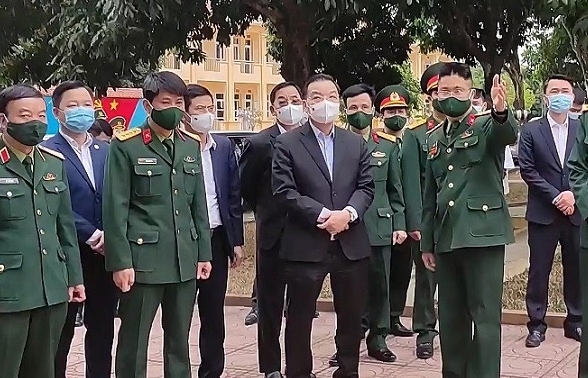 Hà Nội đảm bảo người dân trong khu cách ly được đón Tết ấm cúng, an toàn