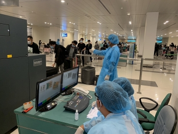Cần Thơ tiếp nhận 247 người Việt Nam từ Australia về tránh dịch