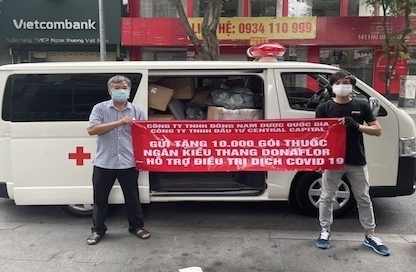Tập đoàn Đông Nam Dược Quốc Gia bảo trợ cho 155 trẻ mồ côi do Covid-19