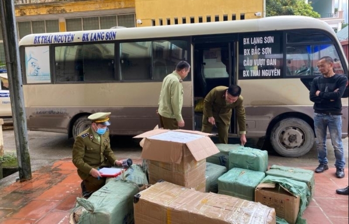 Chặn đứng hơn 5.000 sản phẩm mỹ phẩm nhập lậu