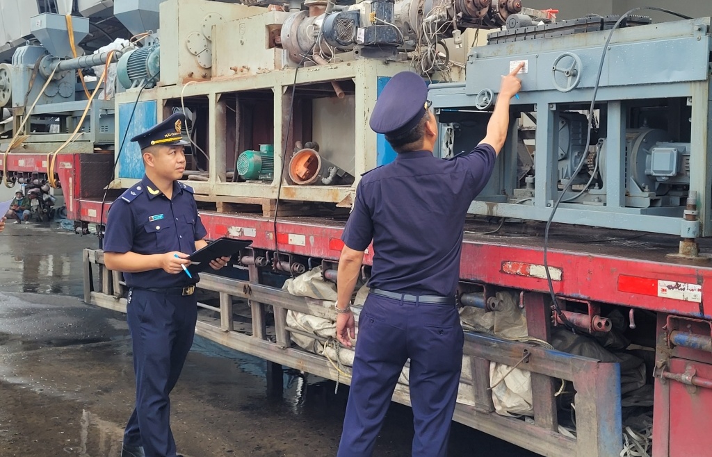 Thủ tục nhập khẩu máy móc đã qua sử dụng