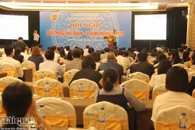 doi thoai voi 270 doanh nghiep hoat dong tai dia ban ninh binh va nam dinh