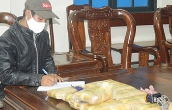 Biên phòng Hà Tĩnh bắt đối tượng vận chuyển 60.000 viên ma túy