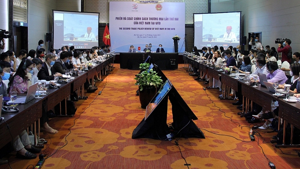Quang cảnh phiên họp rà soát.