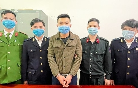 Lĩnh 10 năm tù vì tàng trữ trái phép 366 viên hồng phiến