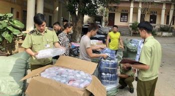 Tạm giữ lô hàng trị giá trên 100 triệu đồng để xác minh tính hợp pháp