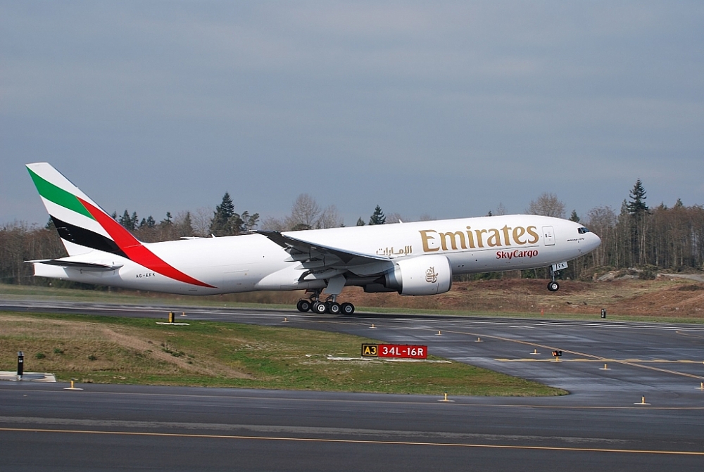 3157 boeing777freighter