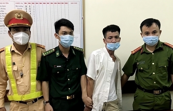 Hà Tĩnh: Vây bắt đối tượng buôn ma túy cùng nhiều vũ khí nóng