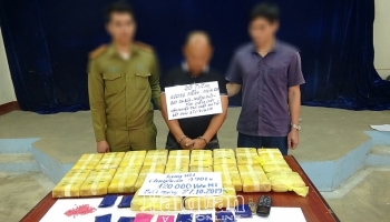 Biên phòng Hà Tĩnh phá đường dây vận chuyển 120.000 viên ma tuý tổng hợp