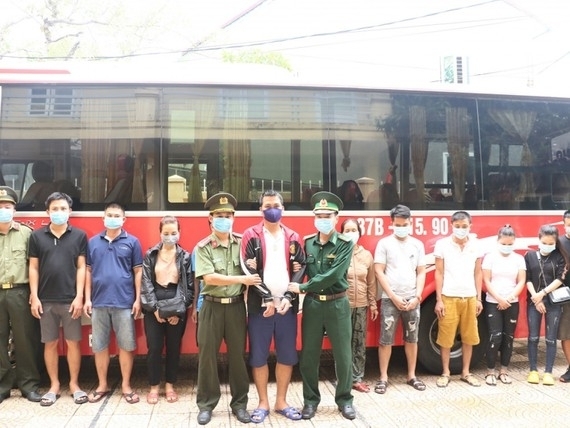 Hà Tĩnh: Phá đường dây đưa người vượt biên trái phép