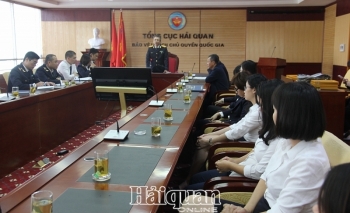 Hội nghị ASEM 13: Chu đáo, ấn tượng và hiếu khách của Hải quan Việt Nam