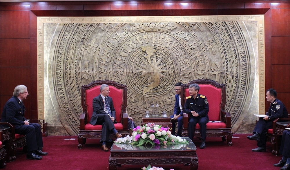 Quang cảnh buổi tiếp. Ảnh: H.Nụ