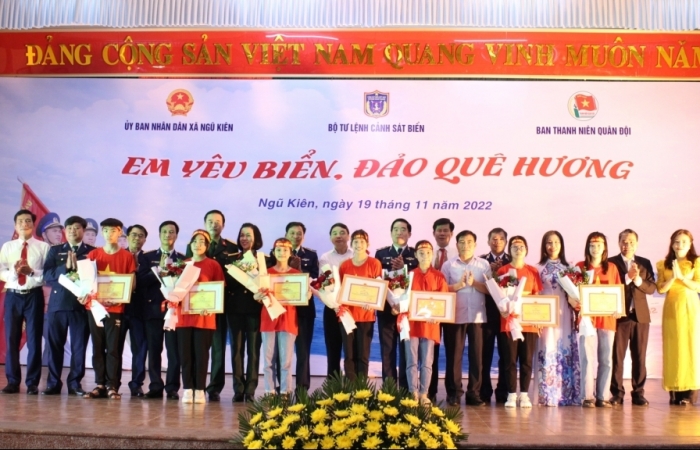“Em yêu biển đảo quê hương”: Khơi dậy lòng yêu nước cho thế hệ trẻ