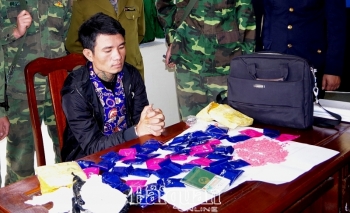 Bắt giữ đối tượng vận chuyển 9.800 viên ma túy tổng hợp