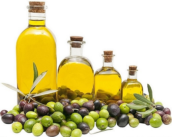 Dầu thực vật làm nguyên liệu thức ăn chăn nuôi có thuộc đối tượng miễn thuế GTGT?