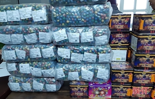 Hà Tĩnh triệt phá 2 đường dây buôn bán, thu giữ 235 kg pháo