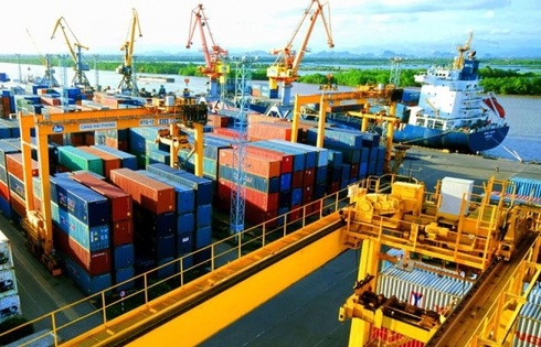 Ưu tiên giữ vững ổn định kinh tế vĩ mô, thúc đẩy xuất khẩu