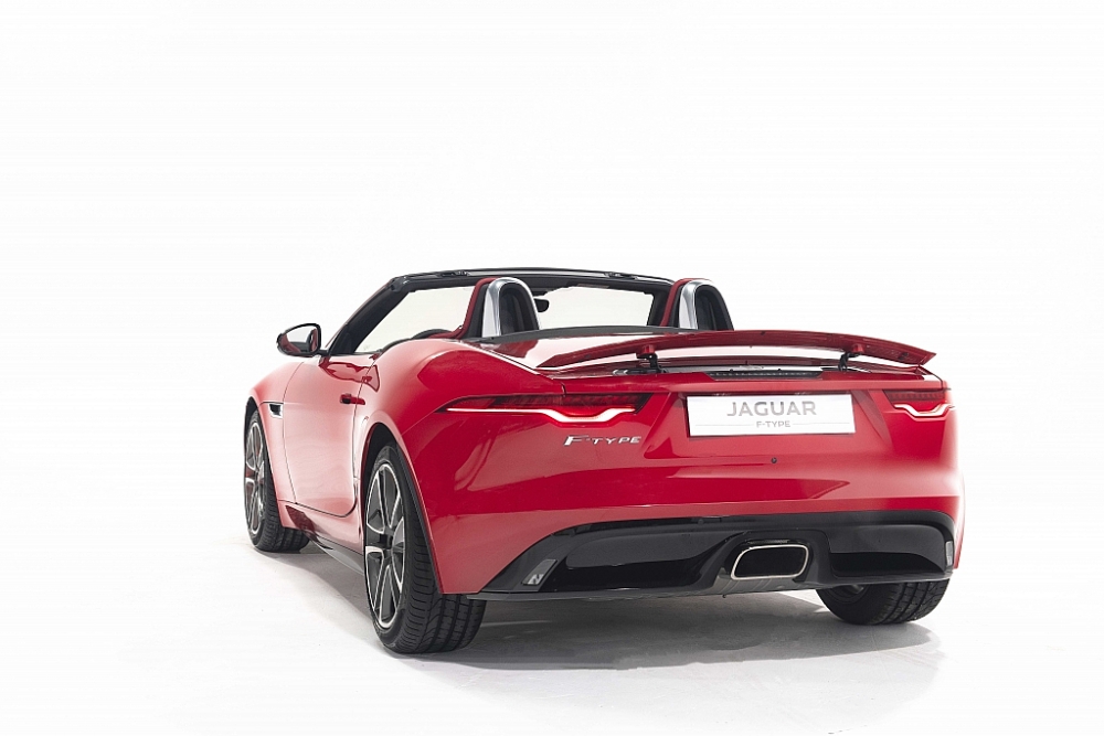 Ra mắt tại thị trường Việt Nam, Jaguar F-Type có giá từ 5,65 tỷ đồng