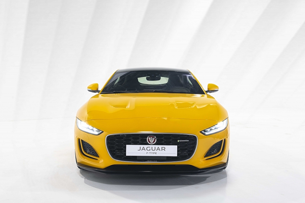 Ra mắt tại thị trường Việt Nam, Jaguar F-Type có giá từ 5,65 tỷ đồng