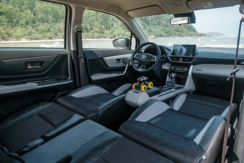 Giới thiệu Veloz Cross, Toyota nhắm tới khách hàng trẻ