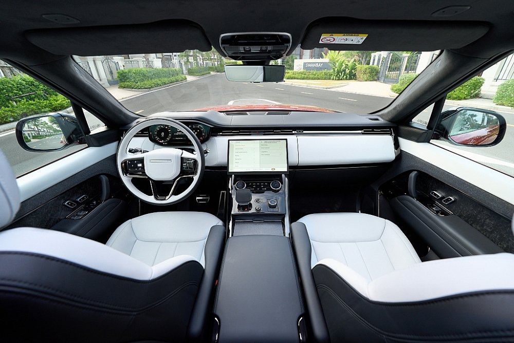 Giá hơn 7,3 tỷ Range Rover Sport có gì cuốn hút?
