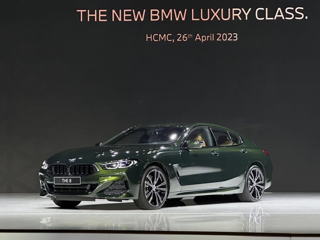 THACO AUTO tri ân khách hàng và giới thiệu sản phẩm BMW cao cấp thế hệ mới.