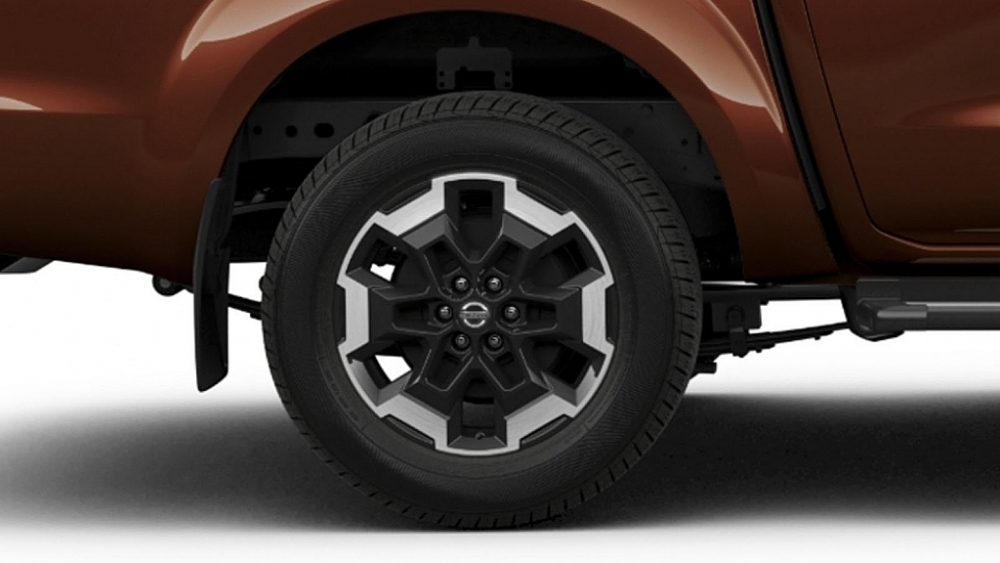 Thiết kế hoàn toàn mới, Nissan Navara 2021 có thêm phiên bản thể thao đặc biệt