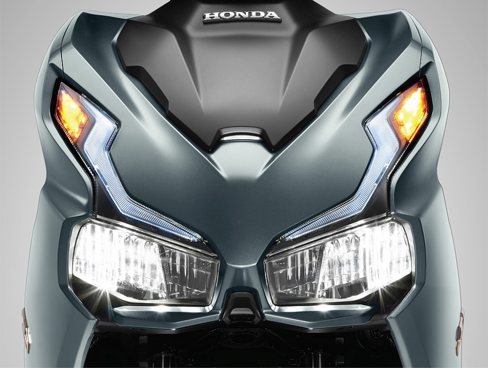 Honda Air Blade thế hệ mới 2023 chốt giá từ