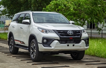 Chuyển từ nhập khẩu sang lắp ráp, Toyota Fortuner có giá từ 1,03 tỷ đồng