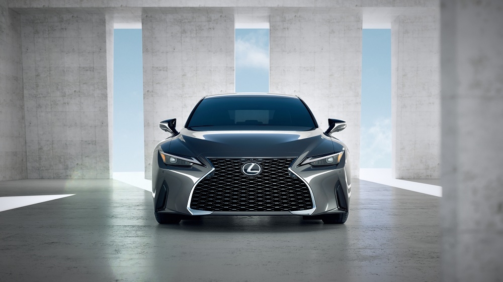 lexus is 2021 ra mat tren toan cau
